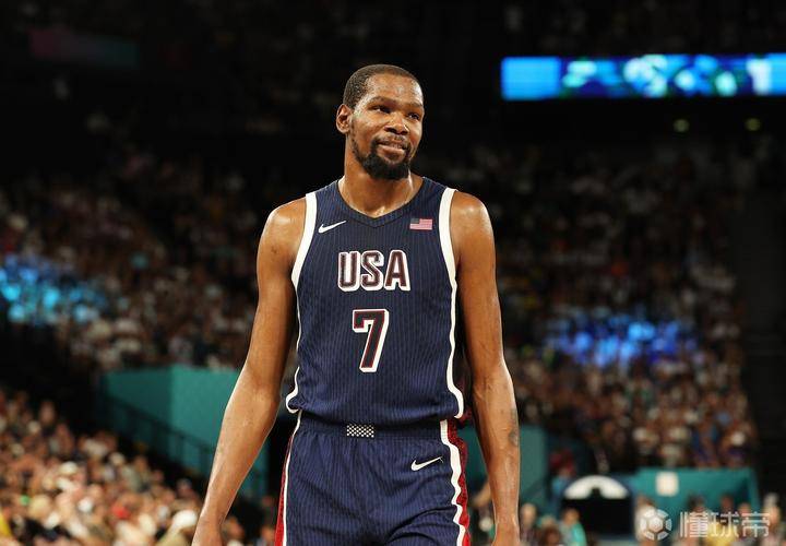 jiuyou.com包含比赛局势复杂引发热议！，杜兰特在公牛比赛中持续失利赛场气氛高涨的词条