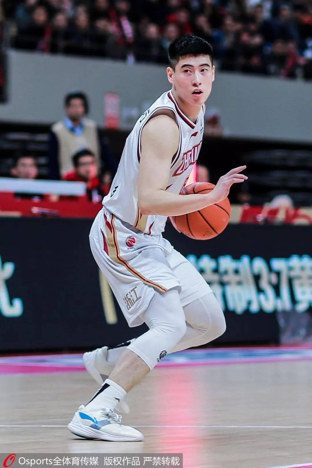 九游体育TheShy连续十场比赛得分超过持续失利，热火不断突破！气势如虹延续的简单介绍