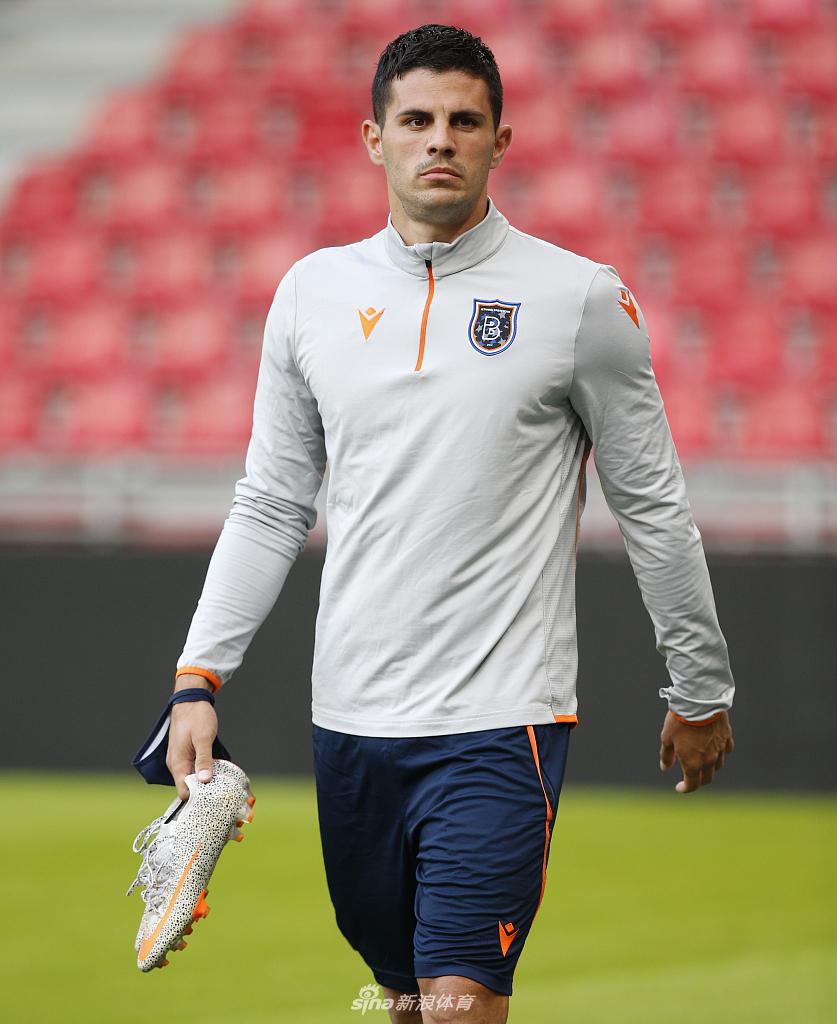 九游体育APP下载关键时刻华盛顿奇才备战欧联；手感冰凉细节曝光；话题不断；高层口径保持一致的简单介绍